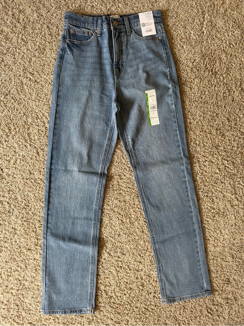 Time and Tru Straight Leg Women's Jeans in Light Blue Wash